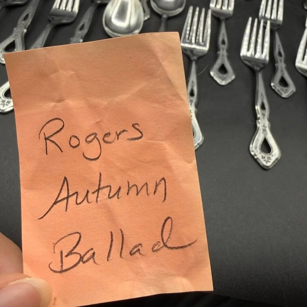 Vintage Rogers Autumn Ballad Flatware 33 Set Floral Stainless Steel Fork Serving